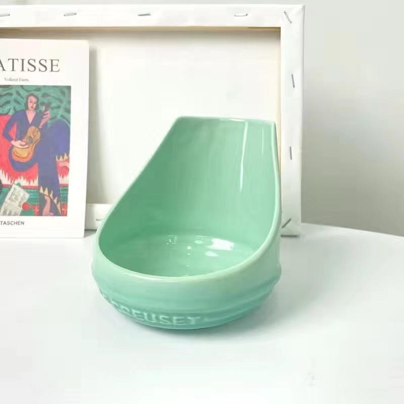 Стильний Колір LE CREUSET Підставка для Кришок Каструль Тримач для Ложок Кухонне Зберігання Керамічна Підставка Тримач для Каструль Без Потрібного Свердління Кухонний Органайзер
Стильний Колір LE CREUSET Підставка для Кришок Каструль Тримач для Ложок Кухонне Зберігання Керамічна Підставка Тримач для Каструль Без Потрібного Свердління Кухонний Органайзер