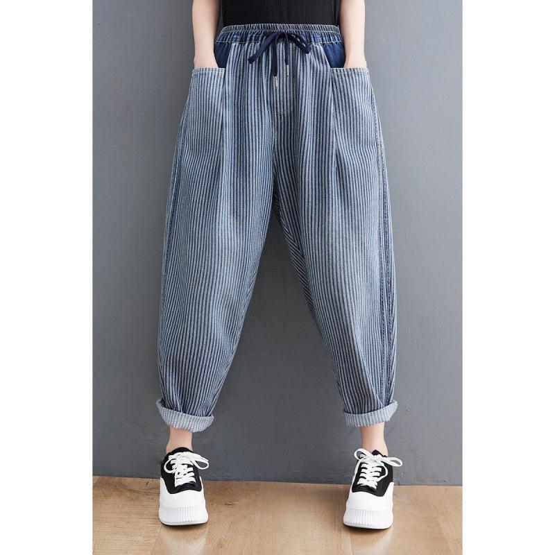 Summer Women s Striped Jeans Loose Oversized, Elastic Waistband Cropped Pants Harem Pants 2XL
Summer Women s Striped Jeans Loose Oversized, Elastic Waistband Cropped Pants Harem Pants 2XL