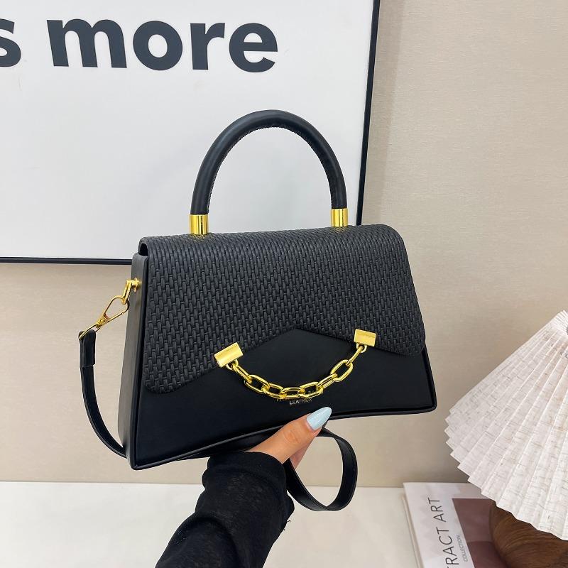 Handbags hard shell small bag women, new fashion box bag shoulder crossbody portable small square bag чёрный
Handbags hard shell small bag women, new fashion box bag shoulder crossbody portable small square bag чёрный