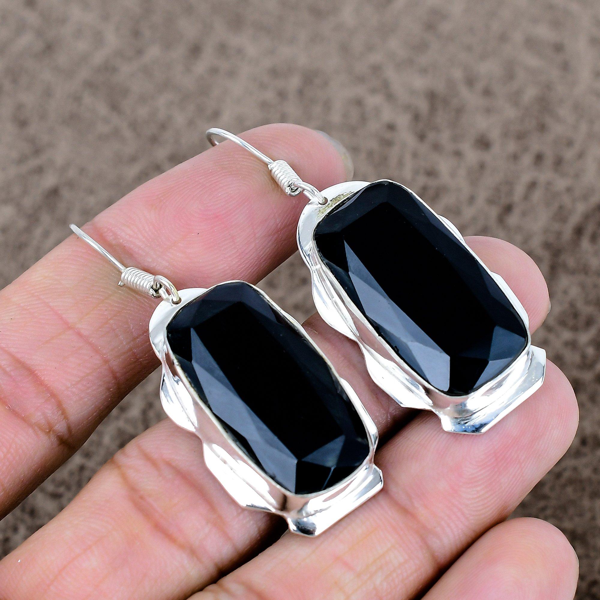 Black Spinel Gemstone Handmade 925 Sterling Silver Jewelry Earring 2.17 KKG-614
Black Spinel Gemstone Handmade 925 Sterling Silver Jewelry Earring 2.17 KKG-614