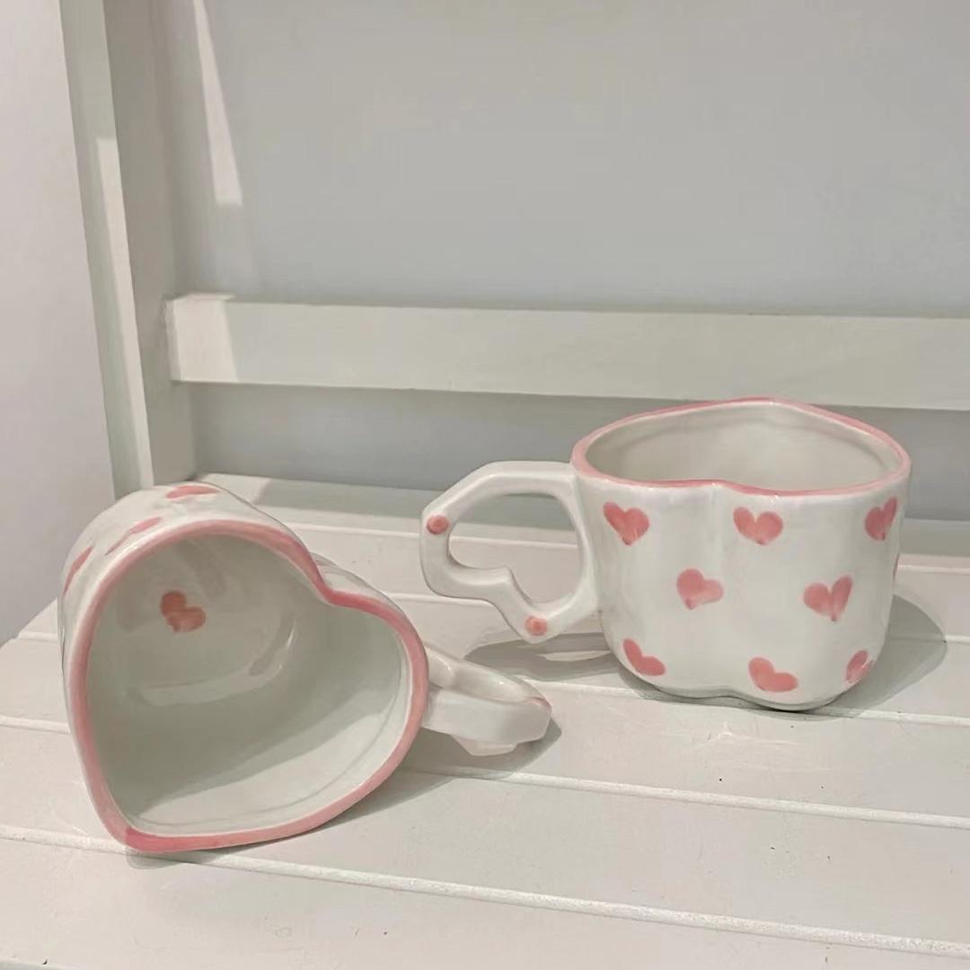 Расписанная вручную кружка Love с ручкой в виде сердца, чашка для воды, милая розовая керамическая чашка для кофе ручной работы 201-300ml розовый
Расписанная вручную кружка Love с ручкой в виде сердца, чашка для воды, милая розовая керамическая чашка для кофе ручной работы 201-300ml розовый