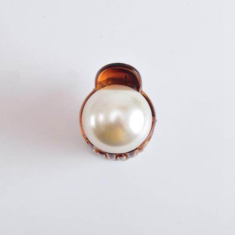 Мини-жемчужные крабовые заколки для волос для женщин и девочек, заколки для волос, женский инструмент для мытья макияжа коричневый
Мини-жемчужные крабовые заколки для волос для женщин и девочек, заколки для волос, женский инструмент для мытья макияжа коричневый