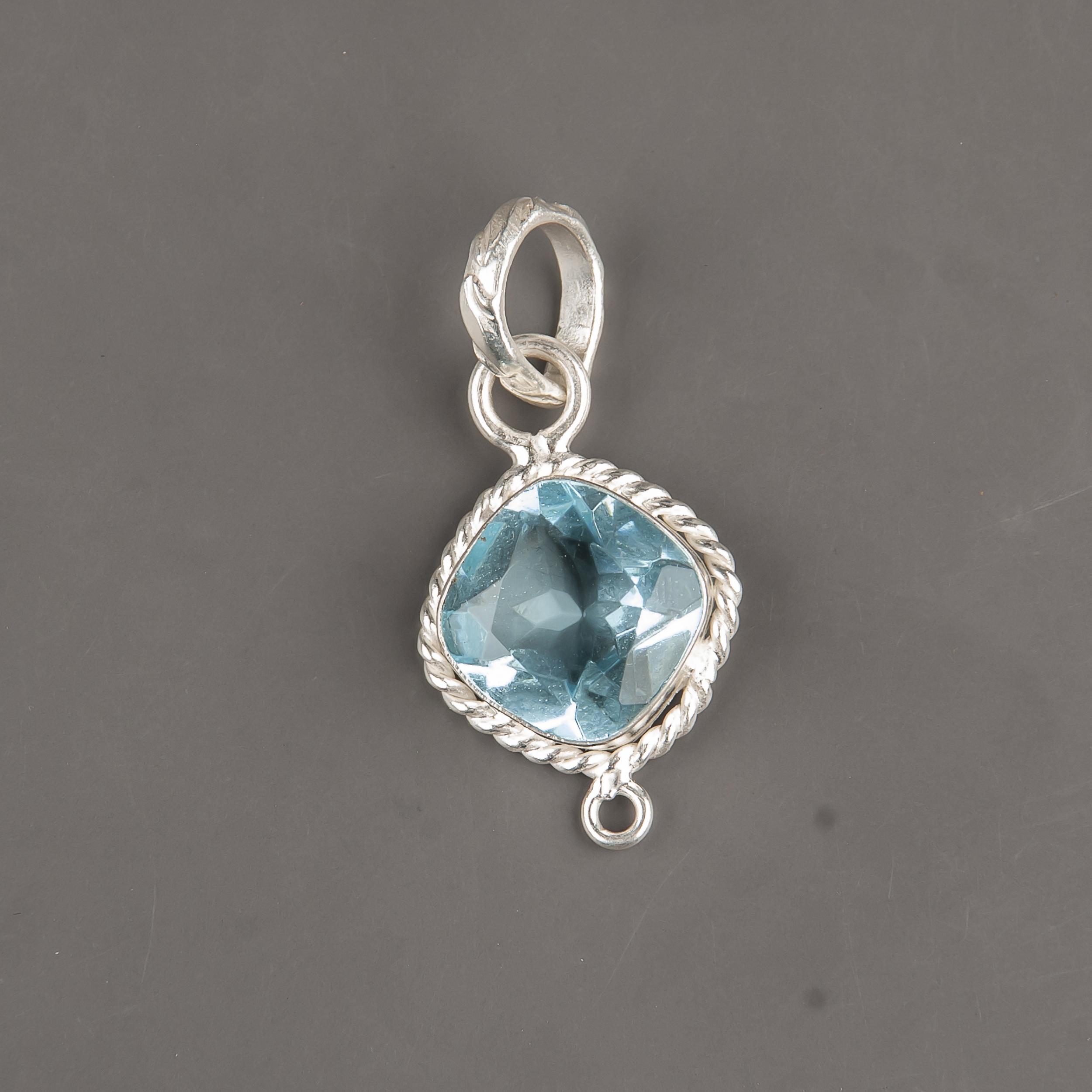 Sky Blue Topaz Gemstone Pendant , Handmade Gorgeous Jewelry, 925 Solid Sterling Silver Pendant , Bohemian Silver Chain Pendant For Wedding Gift 1.30 Inches синий
Sky Blue Topaz Gemstone Pendant , Handmade Gorgeous Jewelry, 925 Solid Sterling Silver Pendant , Bohemian Silver Chain Pendant For Wedding Gift 1.30 Inches синий