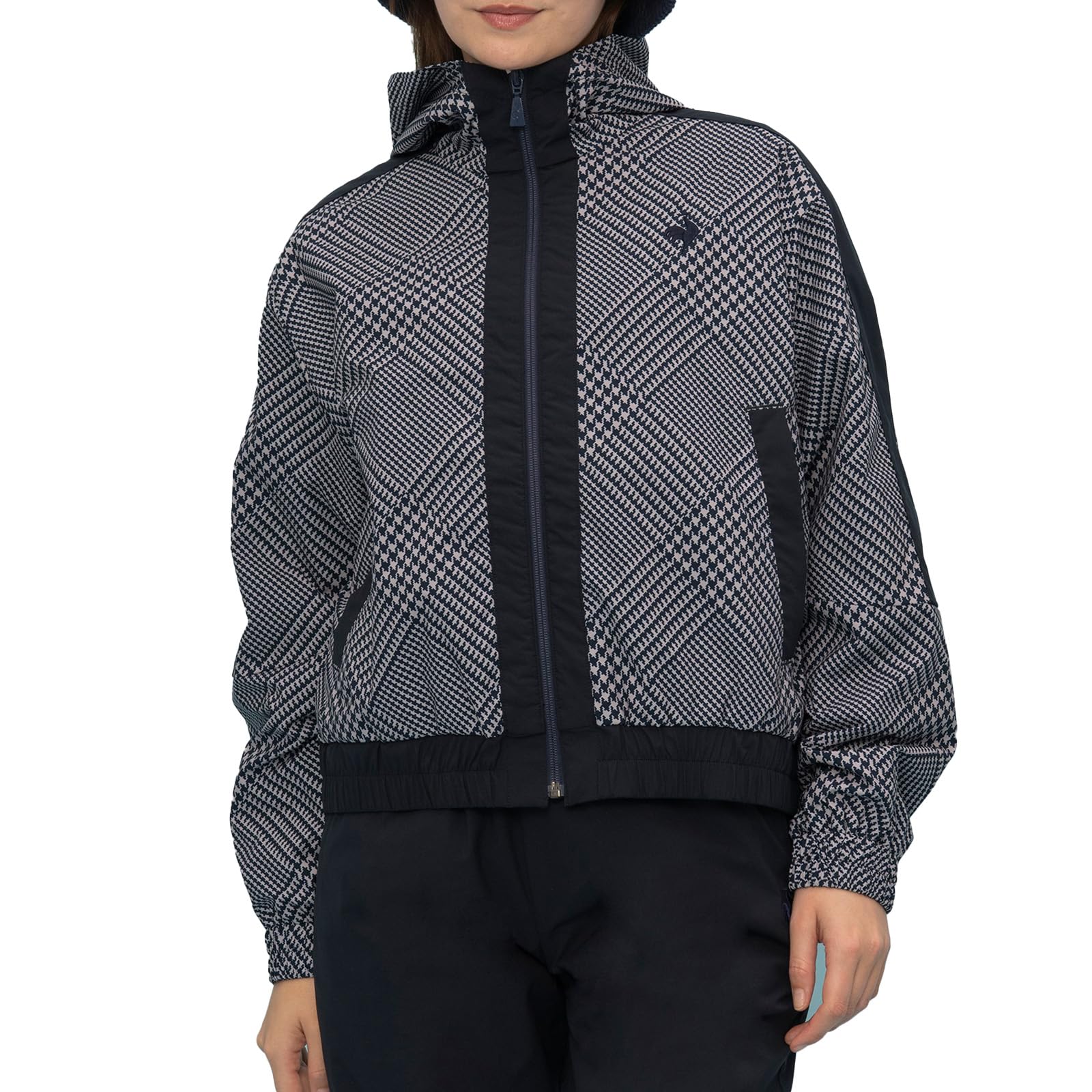 Le Coq Sportif Graphic Windbreaker and Long Navy Size S Women s Jacket, Water-Repellent, Windproof, Warm, Sleeve, (LT4FWB) (LT4FWB31L)
Le Coq Sportif Graphic Windbreaker and Long Navy Size S Women s Jacket, Water-Repellent, Windproof, Warm, Sleeve, (LT4FWB) (LT4FWB31L)