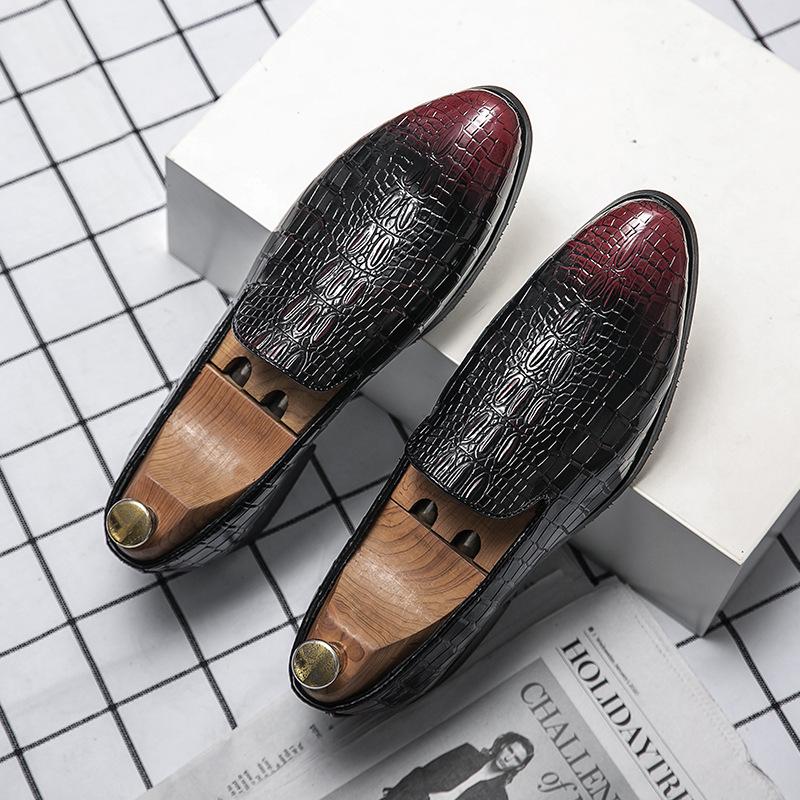 Large size British foot set men s leather shoes spring new low-top business dress shoes fashion hairdresser men s shoes trend 38
Large size British foot set men s leather shoes spring new low-top business dress shoes fashion hairdresser men s shoes trend 38