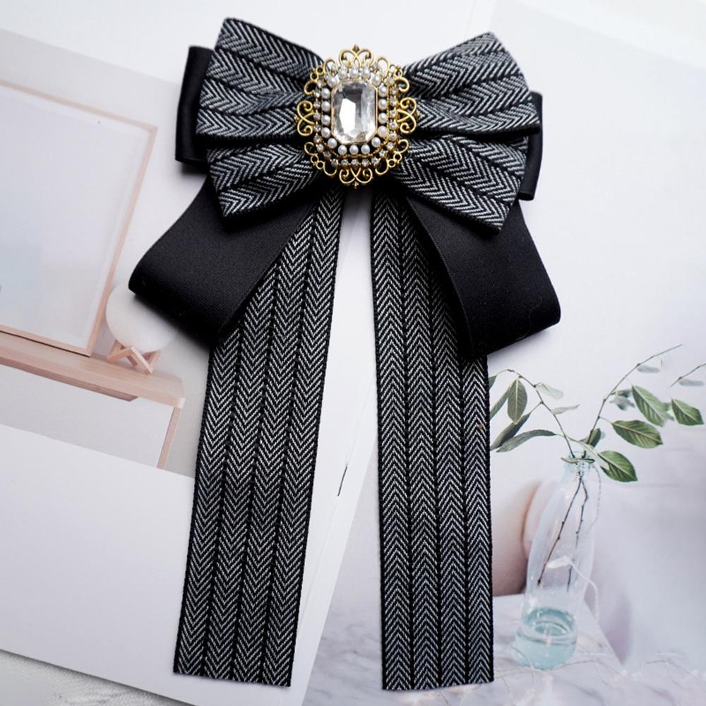 Polyester Fabric Bowknot Brooch Rhinestone Crystal Shirt Collar Pin Fashion Jewelry Necktie Women чёрный
Polyester Fabric Bowknot Brooch Rhinestone Crystal Shirt Collar Pin Fashion Jewelry Necktie Women чёрный