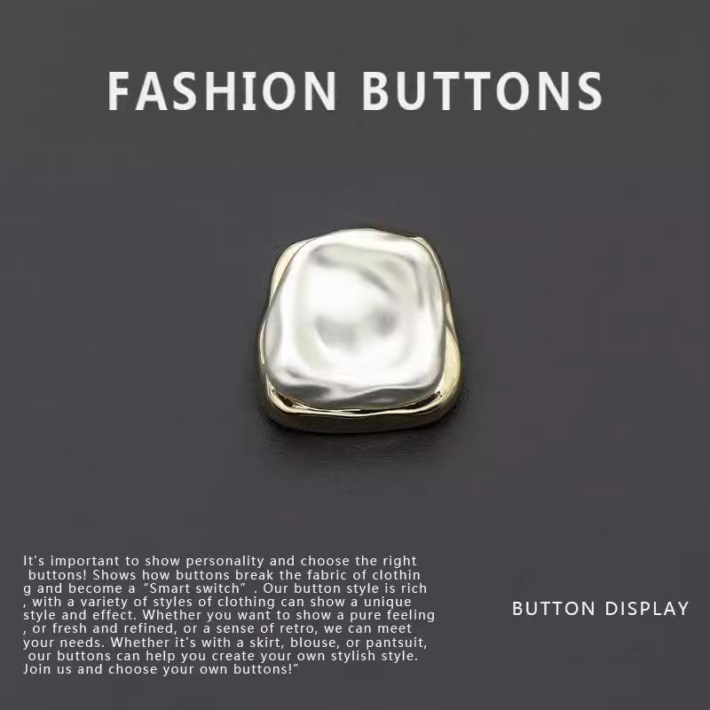 10 шт. металлических пуговиц Daquan High-End Gold And Silver Retro особой формы изысканные пуговицы для пальто свитера Pearlescent White * 16MM
10 шт. металлических пуговиц Daquan High-End Gold And Silver Retro особой формы изысканные пуговицы для пальто свитера Pearlescent White * 16MM
