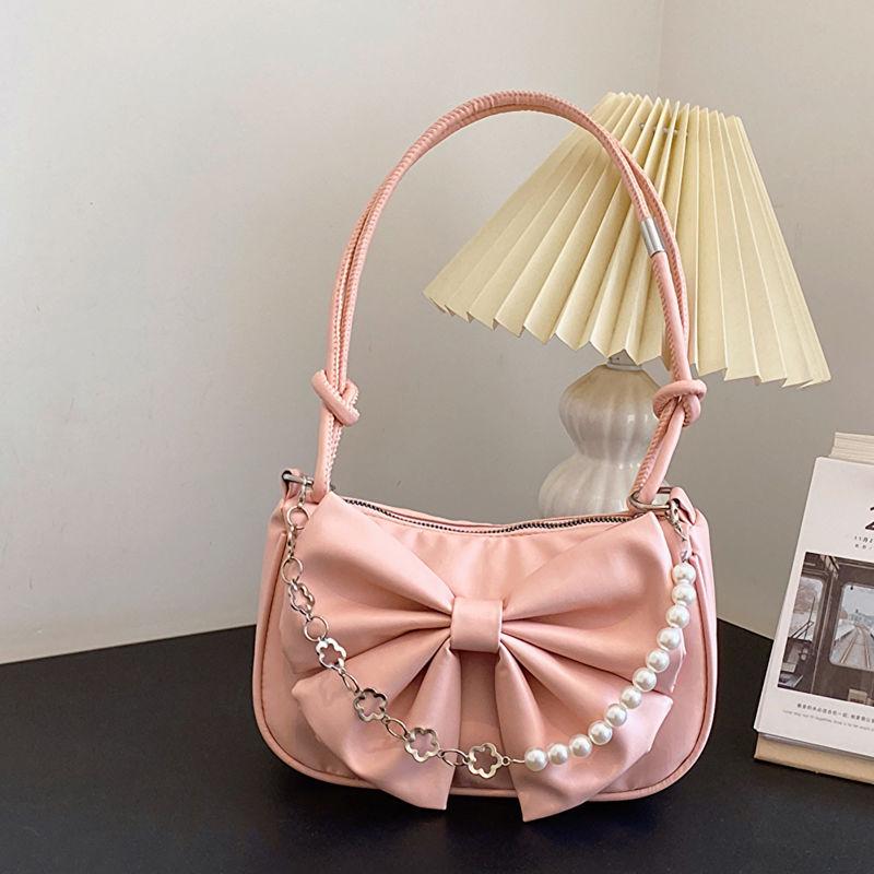 2024 Summer Women s Versatile Western-Style Shoulder Bag - Small, Textured, Trendy, Influencer-Approved.
2024 Summer Women s Versatile Western-Style Shoulder Bag - Small, Textured, Trendy, Influencer-Approved.