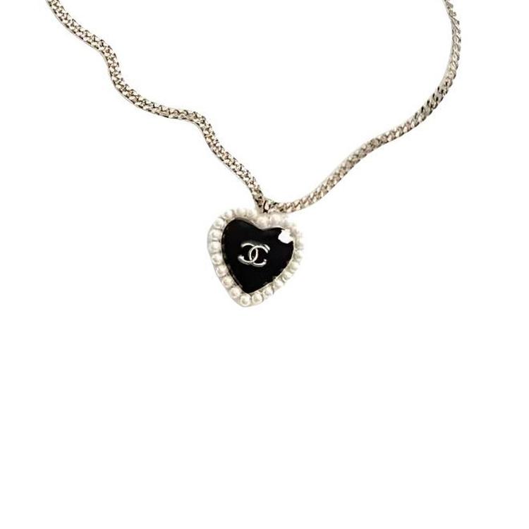 Chanel 25B Autumn Winter Brand Logo Design Necklace Unisex necklace Gold AB-25B-027 Box+Padding Board
Chanel 25B Autumn Winter Brand Logo Design Necklace Unisex necklace Gold AB-25B-027 Box+Padding Board