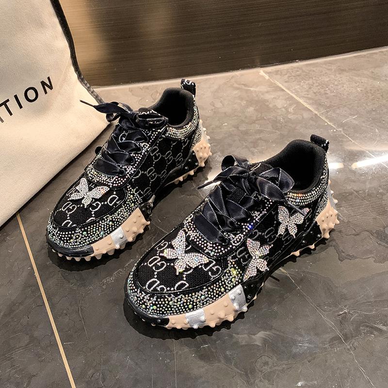 Женская спортивная обувь Тренд Кроссовки со стразами Теннисные Женские Повседневные Зеркальные Роскошные Дизайнерские Элегантные Модные Туфли для Женщин 35
Женская спортивная обувь Тренд Кроссовки со стразами Теннисные Женские Повседневные Зеркальные Роскошные Дизайнерские Элегантные Модные Туфли для Женщин 35