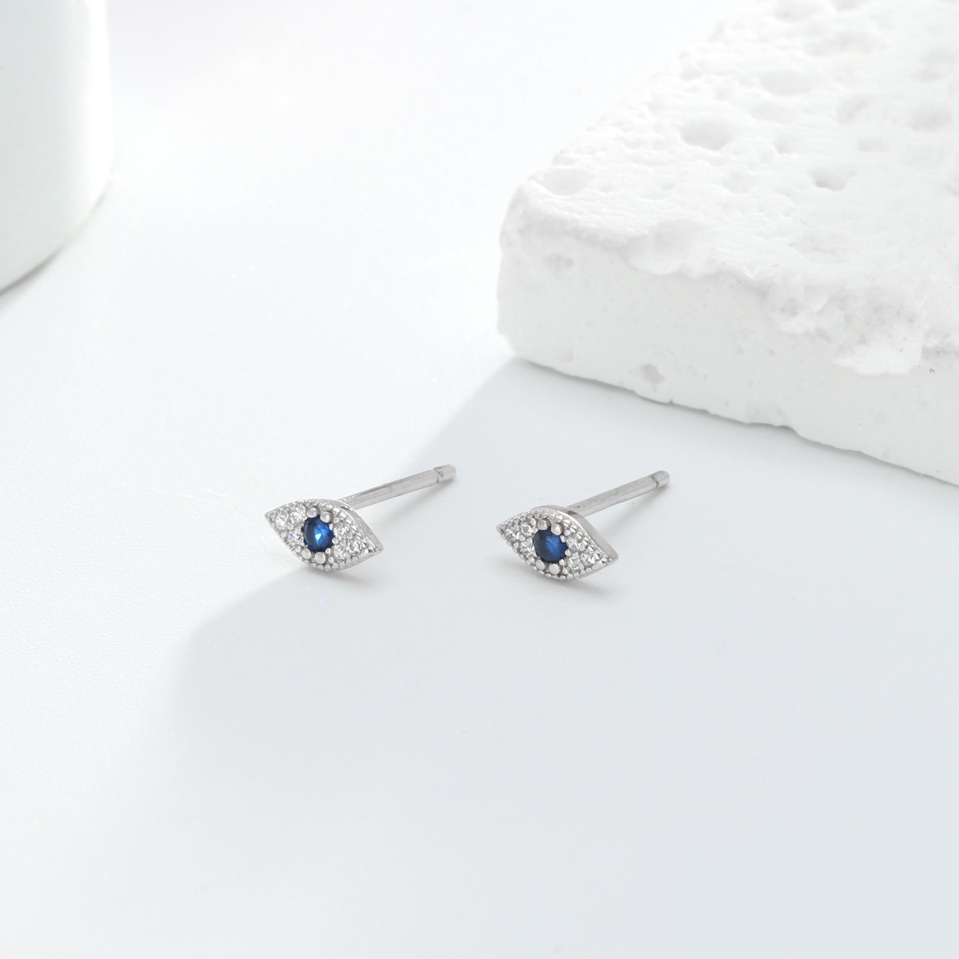 925 Sterling Silver Blue Zircon Evil Eye Stud Earrings for Women Hamsa Fatima s Hand Turkish Eye Earrings Piercing Jewelry
925 Sterling Silver Blue Zircon Evil Eye Stud Earrings for Women Hamsa Fatima s Hand Turkish Eye Earrings Piercing Jewelry