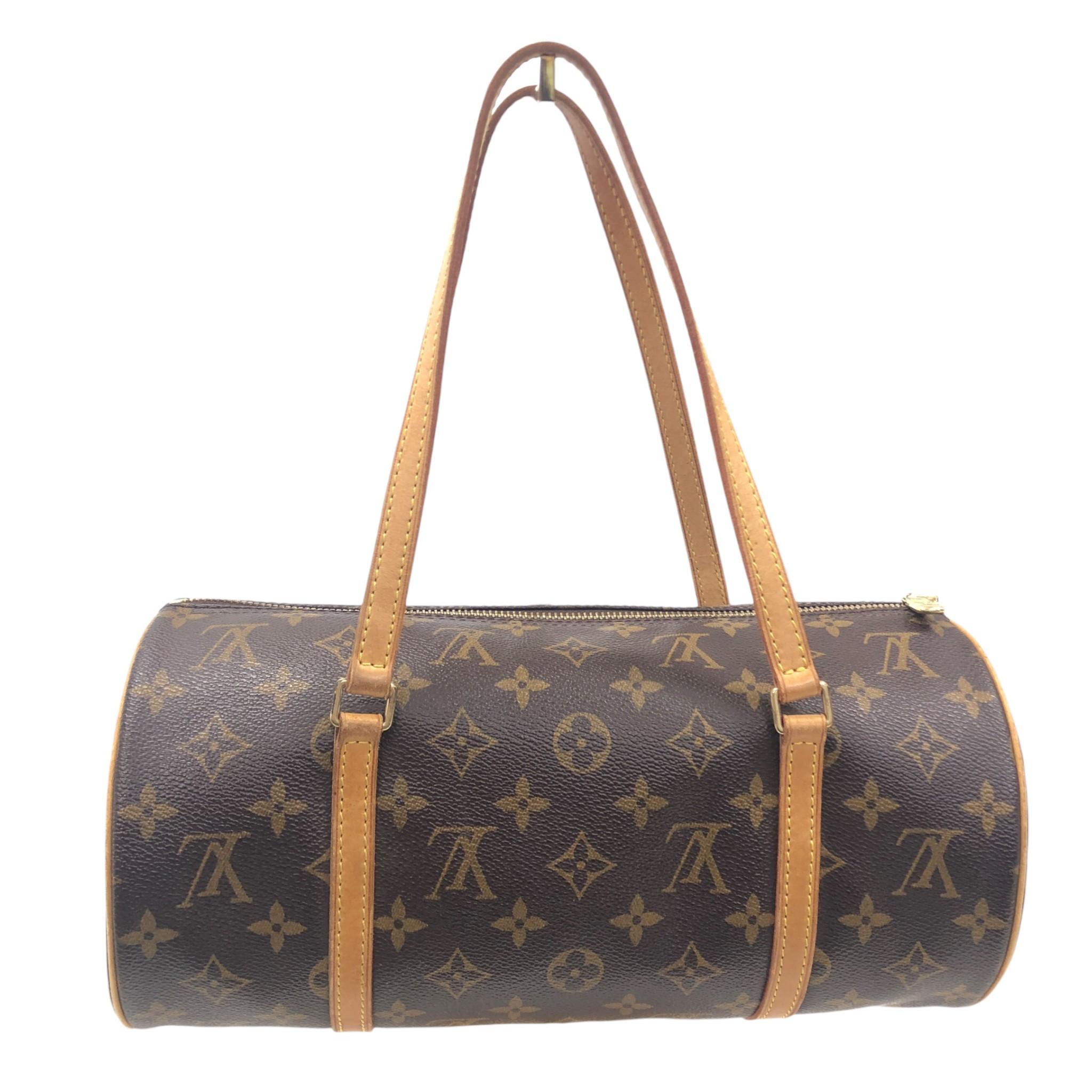 Вживана Louis Vuitton Monogram Papillon 30 M51365 Сумка-дафл Канва Автентична 1155
Вживана Louis Vuitton Monogram Papillon 30 M51365 Сумка-дафл Канва Автентична 1155