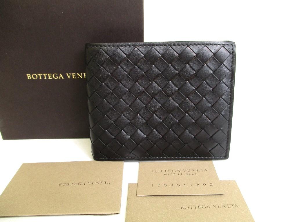 Автентичний гаманець BOTTEGA VENETA Intrecciato із чорної шкіри у двійкові складання №a021 відремонтований
Автентичний гаманець BOTTEGA VENETA Intrecciato із чорної шкіри у двійкові складання №a021 відремонтований