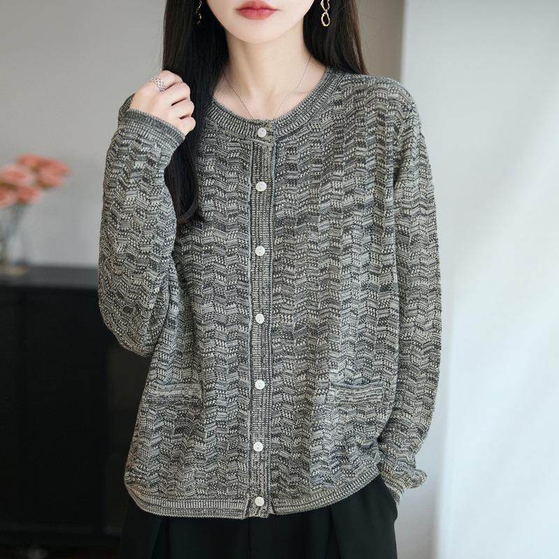 Spring and Autumn New Style Knitted Sweater, Round-neck Knitted Cardigan, Long-sleeved Women s Color-blocking Top XL сірий
Spring and Autumn New Style Knitted Sweater, Round-neck Knitted Cardigan, Long-sleeved Women s Color-blocking Top XL сірий