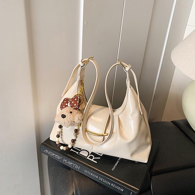 Fashionable Retro Underarm Bag, Niche for Daily Commuting Handbag, Shoulder Bag, Casual Crossbody Bag With pendant білий
Fashionable Retro Underarm Bag, Niche for Daily Commuting Handbag, Shoulder Bag, Casual Crossbody Bag With pendant білий