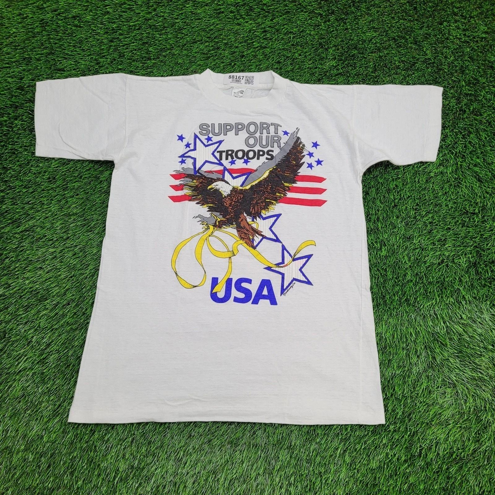 Vintage 90s Patriotic American Eagle Military Shirt S/M 20x26 White M
Vintage 90s Patriotic American Eagle Military Shirt S/M 20x26 White M