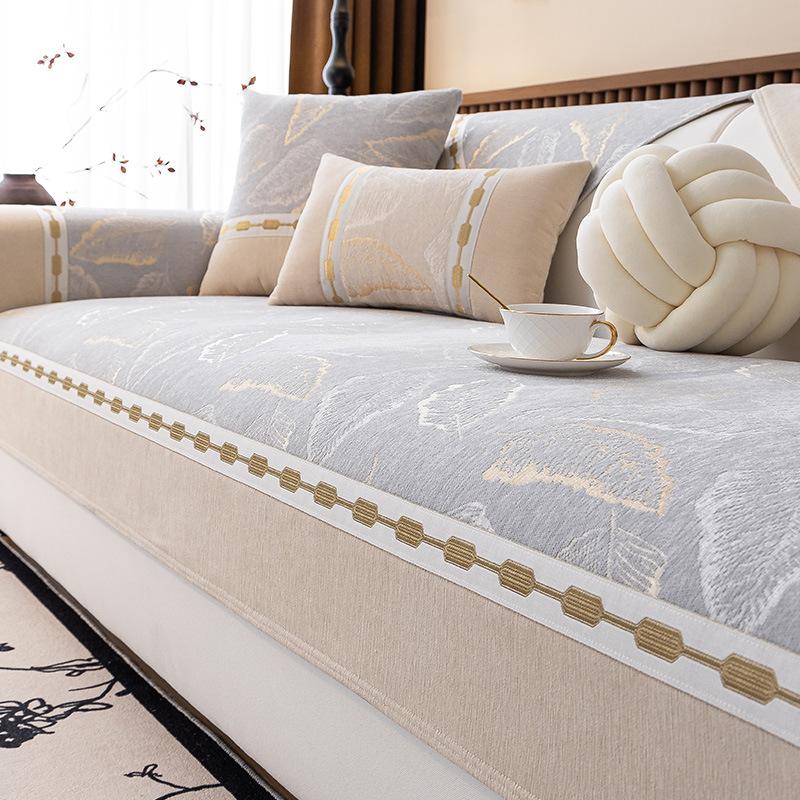 Chenier Sofa Cushion Is Universal In All Seasons New Light Luxury High-End Seat Cushion Non-Slip Leather Sofa Cover Cover Cloth 70*70cm
Chenier Sofa Cushion Is Universal In All Seasons New Light Luxury High-End Seat Cushion Non-Slip Leather Sofa Cover Cover Cloth 70*70cm