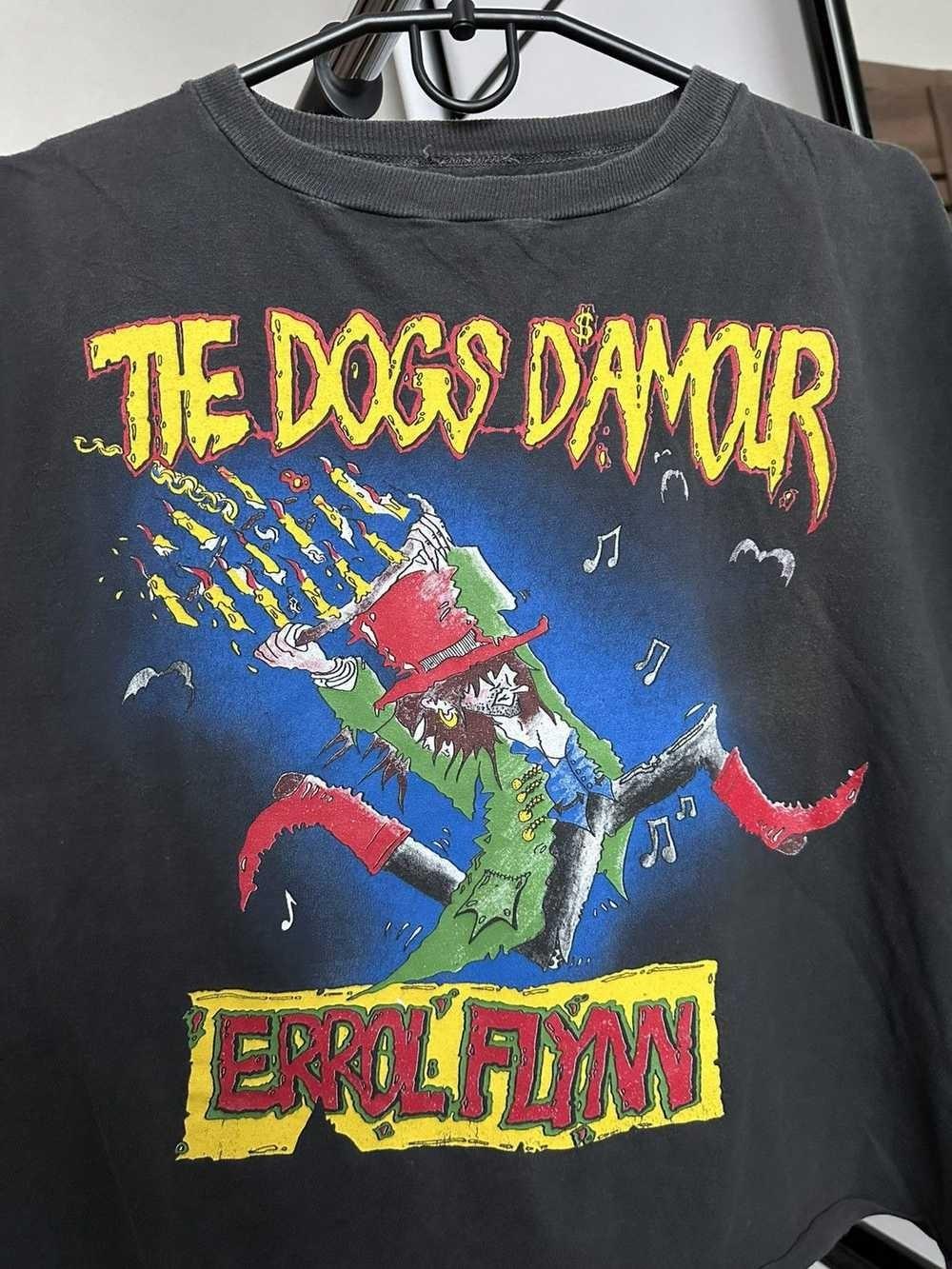 1989 The Dogs D’Amour Errol Flynn Tour Vintage T-Shirt NI332 FREE SHIPPING Unisex T-Shirt XL
1989 The Dogs D’Amour Errol Flynn Tour Vintage T-Shirt NI332 FREE SHIPPING Unisex T-Shirt XL