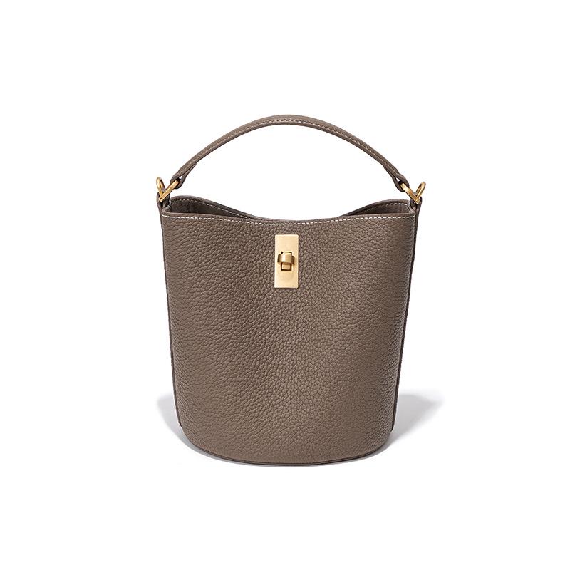 Высококачественная сумка-ведро большой вместимости 2023 года — универсальная сумка через плечо и через плечо в стиле ретро
Высококачественная сумка-ведро большой вместимости 2023 года — универсальная сумка через плечо и через плечо в стиле ретро