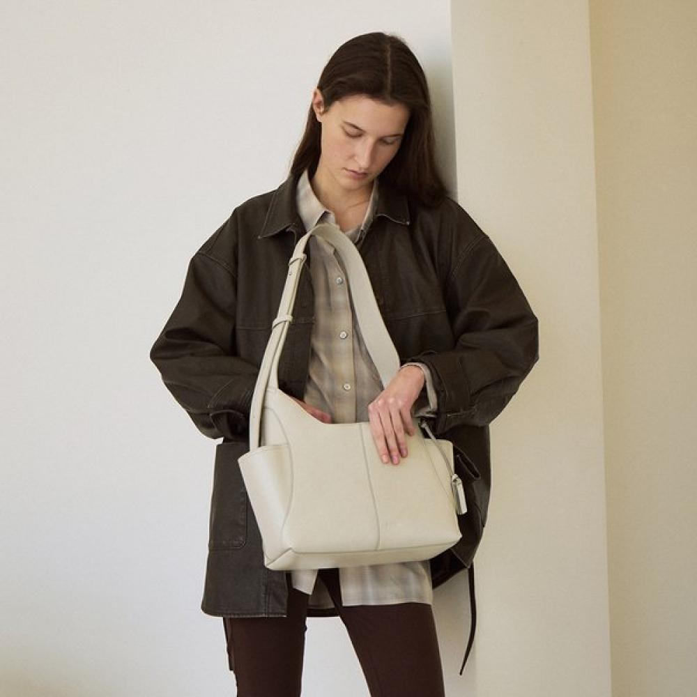 Joy Gryson Via Shoulder Bag Lw6sb5890 C3 MINT GREY
Joy Gryson Via Shoulder Bag Lw6sb5890 C3 MINT GREY