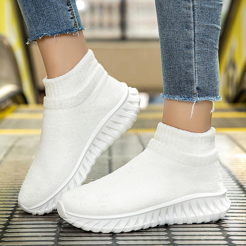 Носки и обувь большого размера женские корейская версия весна новые популярные высокие студенческие повседневные универсальные эластичные спортивные короткие ботинки 47
Носки и обувь большого размера женские корейская версия весна новые популярные высокие студенческие повседневные универсальные эластичные спортивные короткие ботинки 47