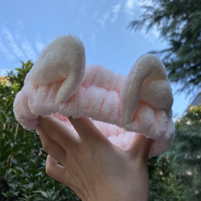 Новые женские держатели для волос для мытья лица, эластичные резинки для волос для девочек, милая повязка на голову с бантом и ушками животных, тюрбан, модные аксессуары для волос
Новые женские держатели для волос для мытья лица, эластичные резинки для волос для девочек, милая повязка на голову с бантом и ушками животных, тюрбан, модные аксессуары для волос