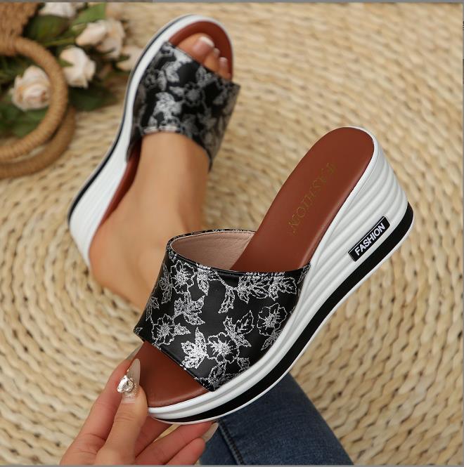 Модные европейские и американские модные тапочки Fish Mouth 2024 летние новые повседневные однорядные классные тапочки на скошенном каблуке для женщин Zapatos Mujer 35
Модные европейские и американские модные тапочки Fish Mouth 2024 летние новые повседневные однорядные классные тапочки на скошенном каблуке для женщин Zapatos Mujer 35