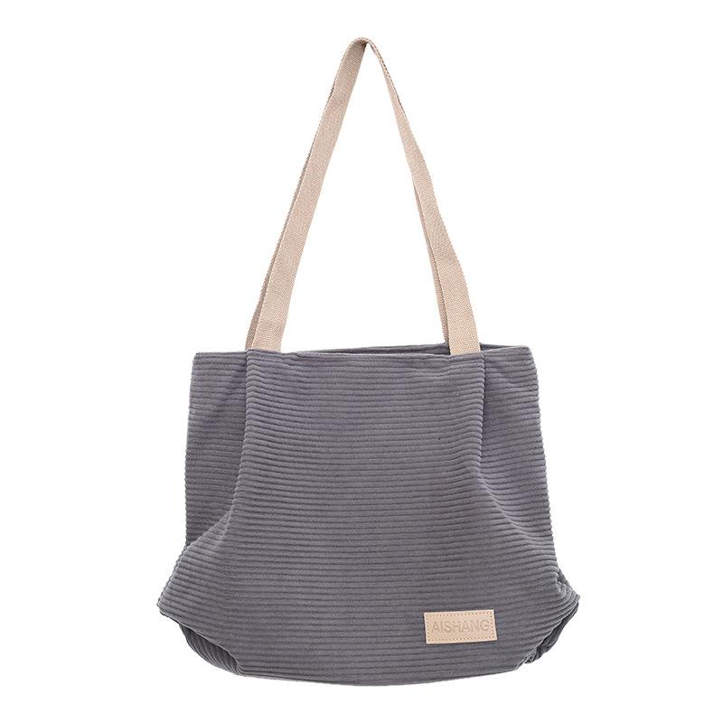 2025 новая вельветовая повседневная сумка-тоут для работы, корейская версия, на плечо, модный ретро-тренд, большая вместимость, портативная сумка-тоут серый
2025 новая вельветовая повседневная сумка-тоут для работы, корейская версия, на плечо, модный ретро-тренд, большая вместимость, портативная сумка-тоут серый