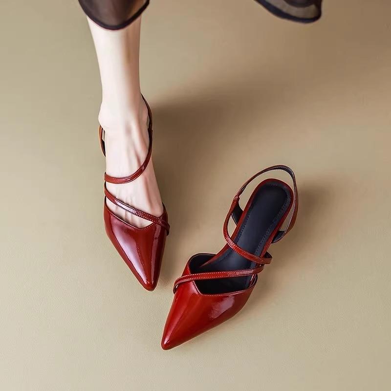 Fashion 2025 New High Value Sexy Cross Back Hollow Sandals Flat Bottom Baotou Thin Strap Pointed Sandals 35 красный
Fashion 2025 New High Value Sexy Cross Back Hollow Sandals Flat Bottom Baotou Thin Strap Pointed Sandals 35 красный