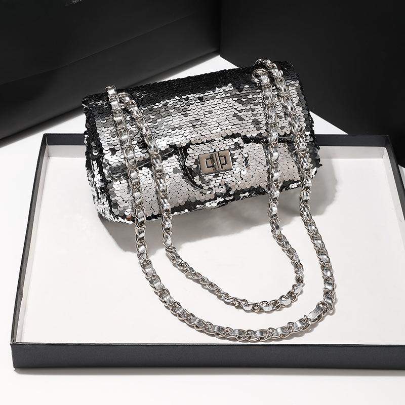 New Sequin Fashionable Chain Bag Portable Cross Chain Small Square Bag New Crossbody Bag Trendy Single Shoulder
New Sequin Fashionable Chain Bag Portable Cross Chain Small Square Bag New Crossbody Bag Trendy Single Shoulder