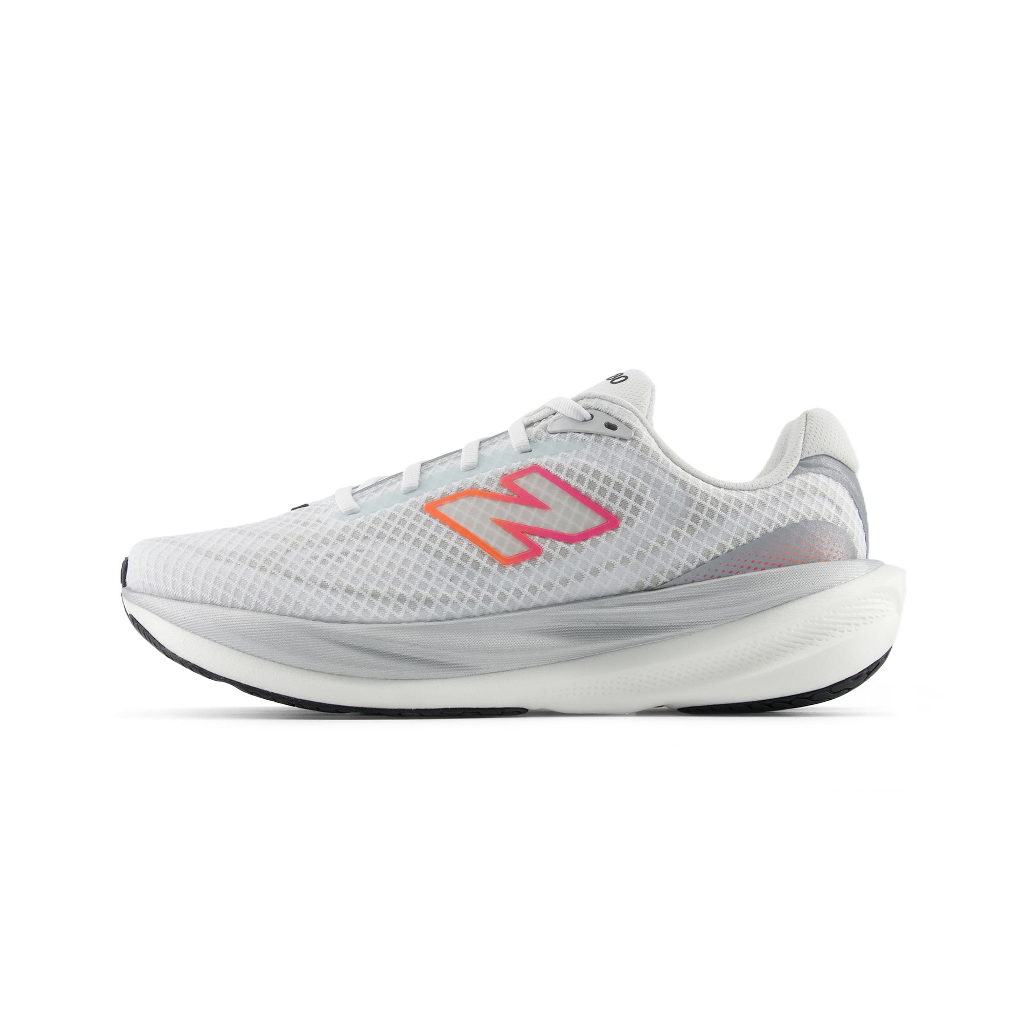 New Balance 1080v15 Breathe White Pink Heat Tangerine Men Sneakers M10806GG 45
New Balance 1080v15 Breathe White Pink Heat Tangerine Men Sneakers M10806GG 45