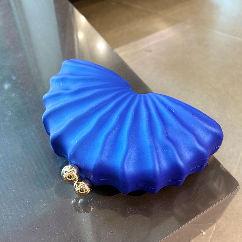 New shoulder crossbody bag, shaped shell acrylic bag, fashionable wedding banquet handbag синий
New shoulder crossbody bag, shaped shell acrylic bag, fashionable wedding banquet handbag синий