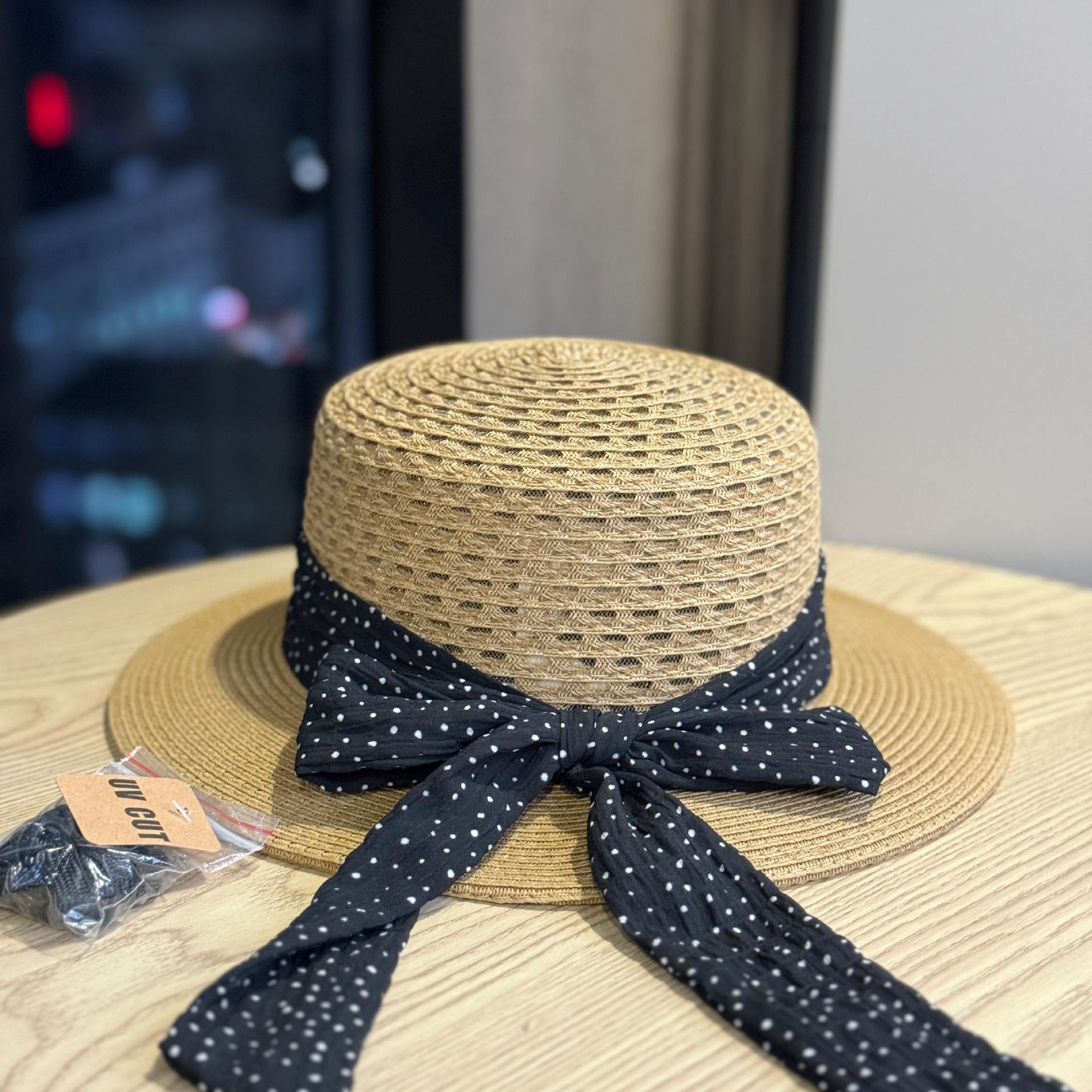 New French-style polka dot bow straw hat for women, summer seaside beach vacation style sun protection hat Adult54-60Adjustable хакі
New French-style polka dot bow straw hat for women, summer seaside beach vacation style sun protection hat Adult54-60Adjustable хакі