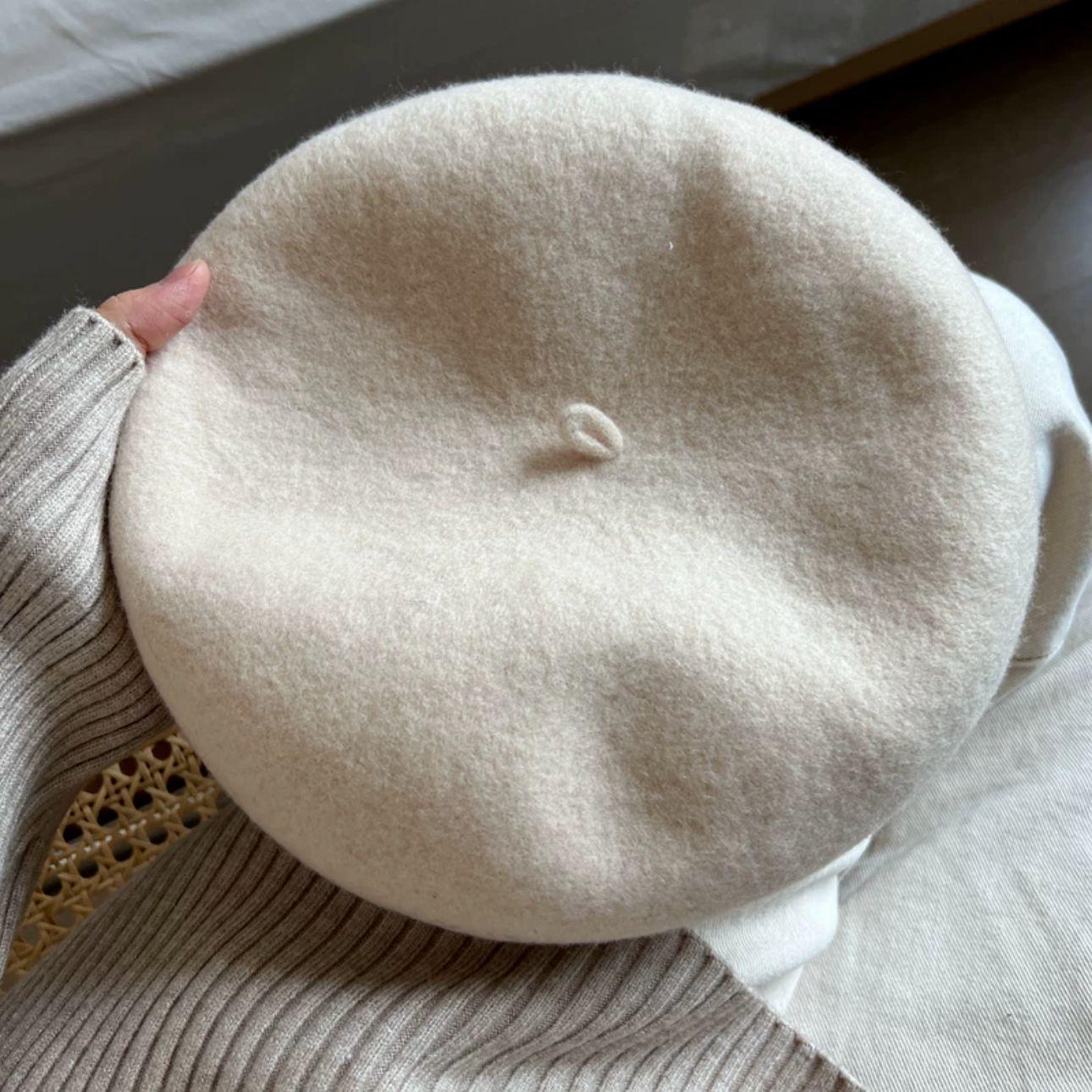 Покажи маленькое личико~ Хорошая версия, улучшенное трехмерное моделирование, шерстяной берет, женский, бежевый, для носки осенью и зимой, шляпа художника M(56-58cm)
Покажи маленькое личико~ Хорошая версия, улучшенное трехмерное моделирование, шерстяной берет, женский, бежевый, для носки осенью и зимой, шляпа художника M(56-58cm)