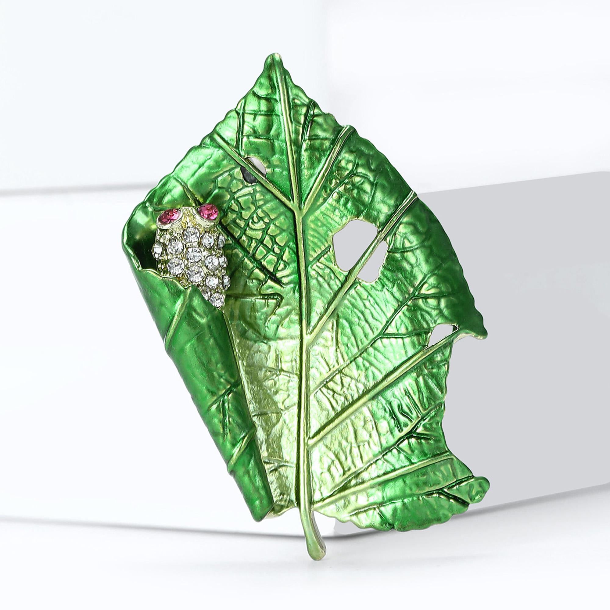 Classic Enamel Leaf Brooches for Women Unisex Rhinestone Plant Pins Friend Event Party New Gifts Jewelry Decoration Accessories
Classic Enamel Leaf Brooches for Women Unisex Rhinestone Plant Pins Friend Event Party New Gifts Jewelry Decoration Accessories