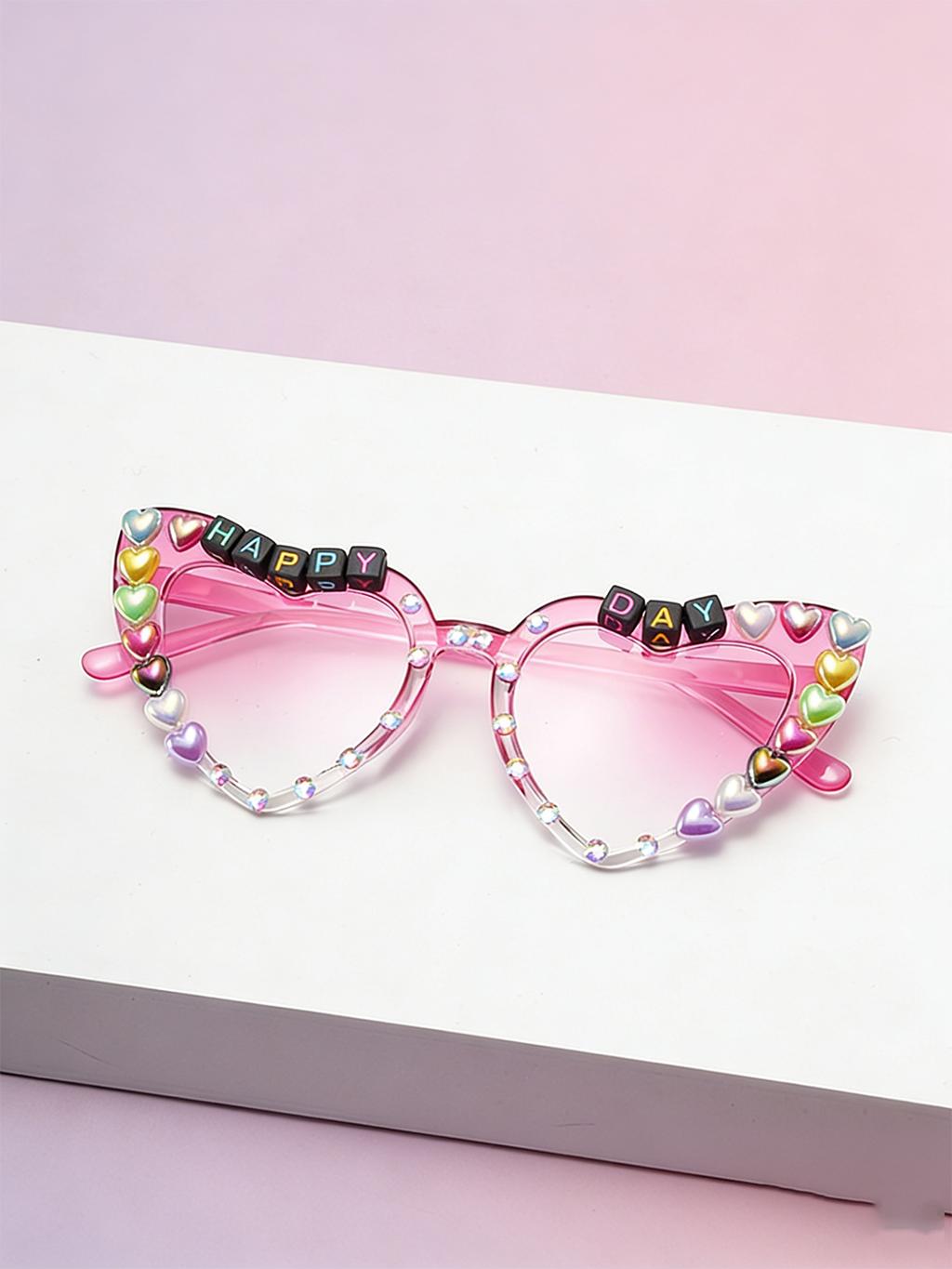 2026 Y2K Kids Heart Sunglasses HAPPY DAY Letter & Bling Rhinestones Aesthetic Shades for Girls Casual Wear KJ274
2026 Y2K Kids Heart Sunglasses HAPPY DAY Letter & Bling Rhinestones Aesthetic Shades for Girls Casual Wear KJ274