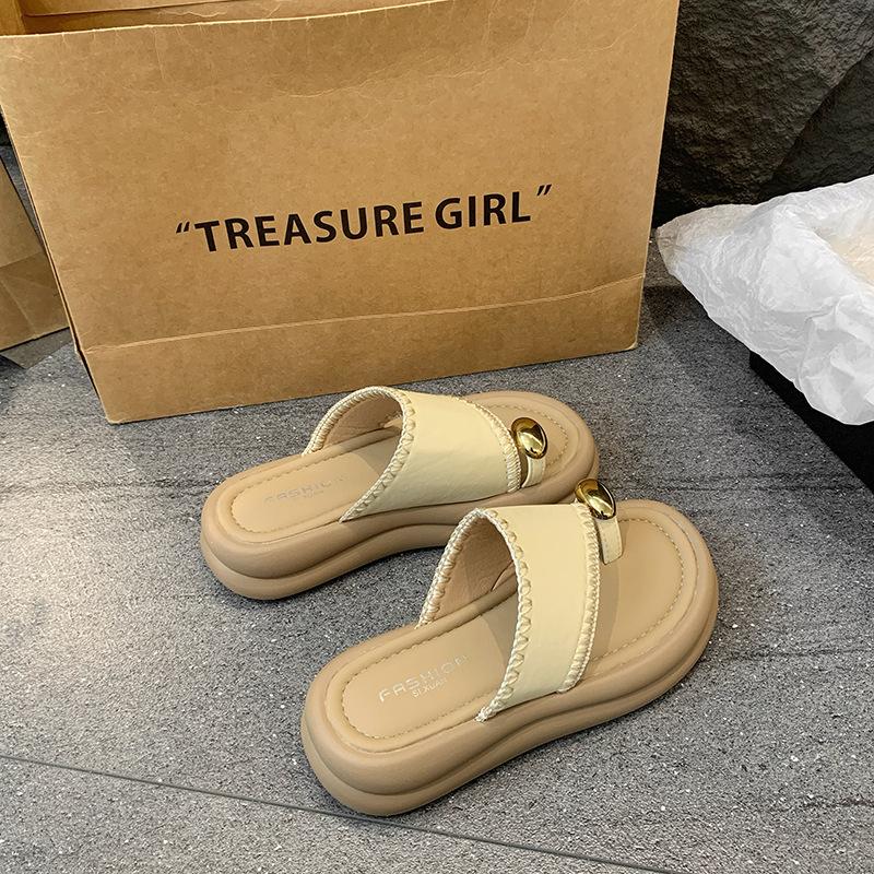 Новые летние жемчужные прохладные тапочки, универсальные, на толстой подошве-маффин, с закрытым носком, женская пляжная обувь 40 жёлтый
Новые летние жемчужные прохладные тапочки, универсальные, на толстой подошве-маффин, с закрытым носком, женская пляжная обувь 40 жёлтый