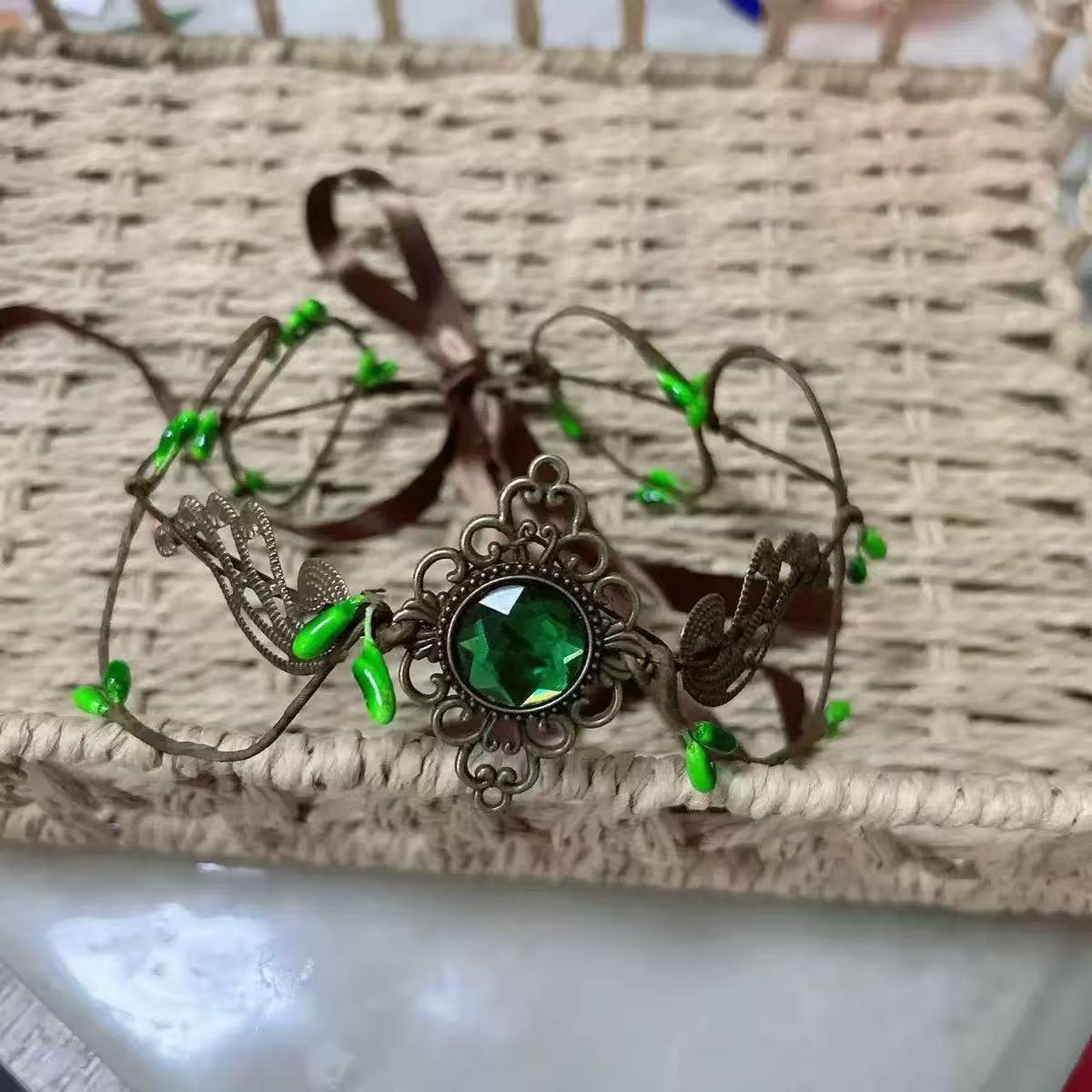 Artificial Branch Headpiece Forehead Pendant Accessory for Costume Cosplay Festival Decoration Hair Ornament One Size зелений
Artificial Branch Headpiece Forehead Pendant Accessory for Costume Cosplay Festival Decoration Hair Ornament One Size зелений