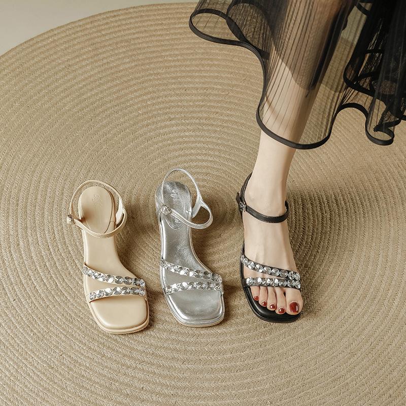 High sense transparent thick heel sandals women s fashion versatile word with crystal rhinestone 2025 Internet celebrity explosion sandals 34 телесный
High sense transparent thick heel sandals women s fashion versatile word with crystal rhinestone 2025 Internet celebrity explosion sandals 34 телесный