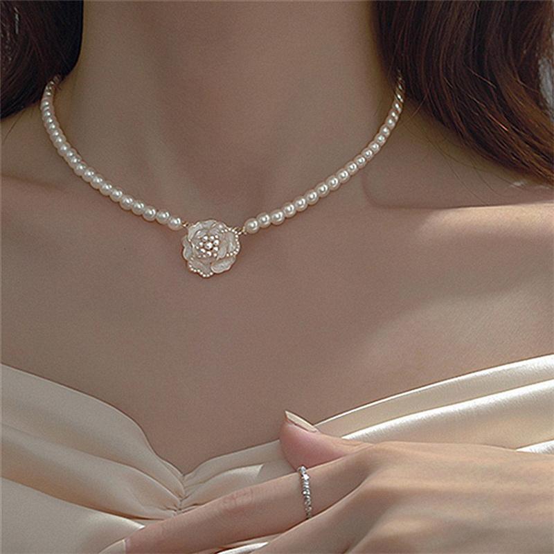 Элегантное ожерелье-подвеска с жемчугом и камелией для женщин, винтажное милое ожерелье-цепочка на ключицу с цветком, праздничное ювелирное украшение, подарок as the picture
Элегантное ожерелье-подвеска с жемчугом и камелией для женщин, винтажное милое ожерелье-цепочка на ключицу с цветком, праздничное ювелирное украшение, подарок as the picture