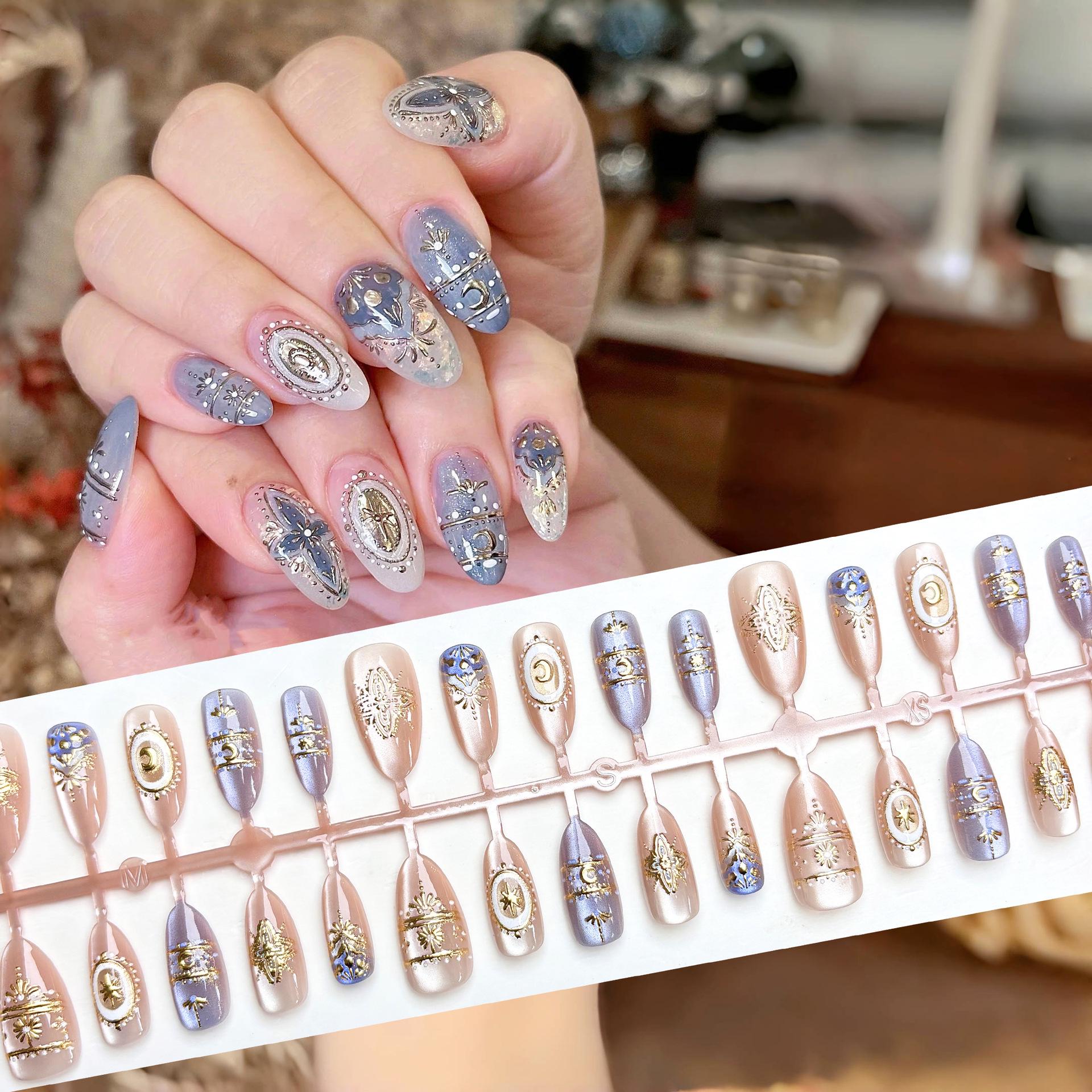 Exquisite Blue Denim Baroque Press-On Nails: 30 Luxurious Retro Floral Diamond Cat Eye Patches
Exquisite Blue Denim Baroque Press-On Nails: 30 Luxurious Retro Floral Diamond Cat Eye Patches