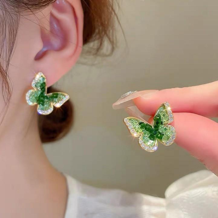 111 silver needles exquisite crystal full diamond butterfly stud earrings women s new niche design high-end earrings retro earrings 925 silver needle
111 silver needles exquisite crystal full diamond butterfly stud earrings women s new niche design high-end earrings retro earrings 925 silver needle