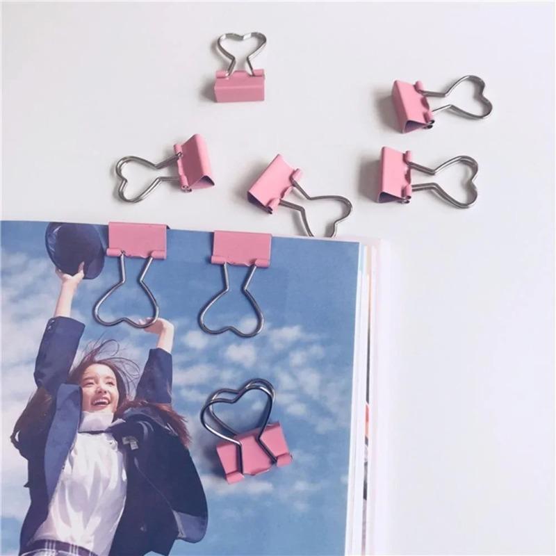6 шт./лот металлический зажим держатель для заметок зажим для письма розовый школьные канцелярские принадлежности практичные креативные настольные аксессуары разноцветный
6 шт./лот металлический зажим держатель для заметок зажим для письма розовый школьные канцелярские принадлежности практичные креативные настольные аксессуары разноцветный