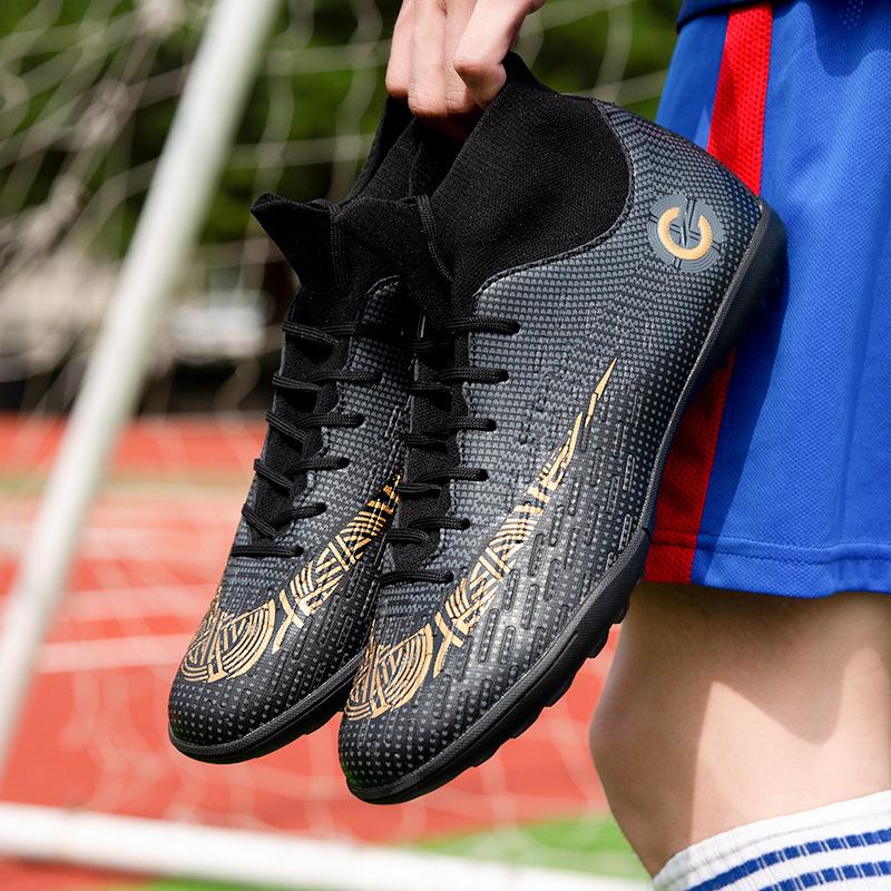 Soccer Shoes High Top Indoor and Outdoor Soccer Shoes Men s Long Nails FTSG Shattered Nails Training Soles Soccer Shoes 36
Soccer Shoes High Top Indoor and Outdoor Soccer Shoes Men s Long Nails FTSG Shattered Nails Training Soles Soccer Shoes 36