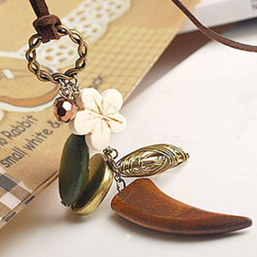 Women Nest Leather Rope Handmade Faux Wood Horn Brown Necklace Flower Pendants Sweater Chain
Women Nest Leather Rope Handmade Faux Wood Horn Brown Necklace Flower Pendants Sweater Chain