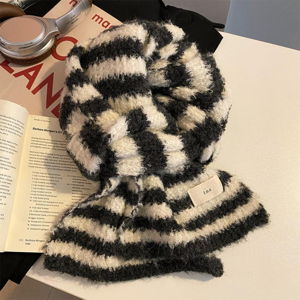 Soft Knitted Scarf Thickened Winter Scarf New Neck Warmer Women чорний білий колір
Soft Knitted Scarf Thickened Winter Scarf New Neck Warmer Women чорний білий колір