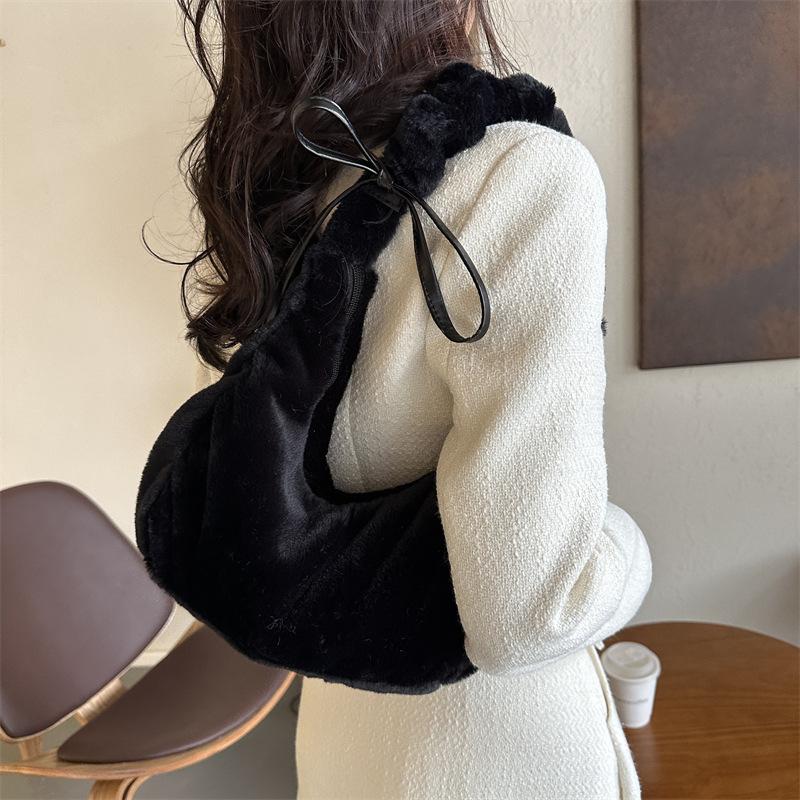 Winter Mao Mao Trend Personality Design Tether Plush Casual Portable Winter Underarm Bag Women рожевий
Winter Mao Mao Trend Personality Design Tether Plush Casual Portable Winter Underarm Bag Women рожевий