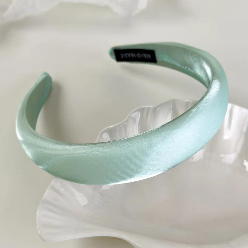 Весенне-летняя мода Переливающаяся атласная повязка на голову Текстурная широкая резинка для волос Женский темперамент Обруч для волос Женские аксессуары для волос Новинка
Весенне-летняя мода Переливающаяся атласная повязка на голову Текстурная широкая резинка для волос Женский темперамент Обруч для волос Женские аксессуары для волос Новинка