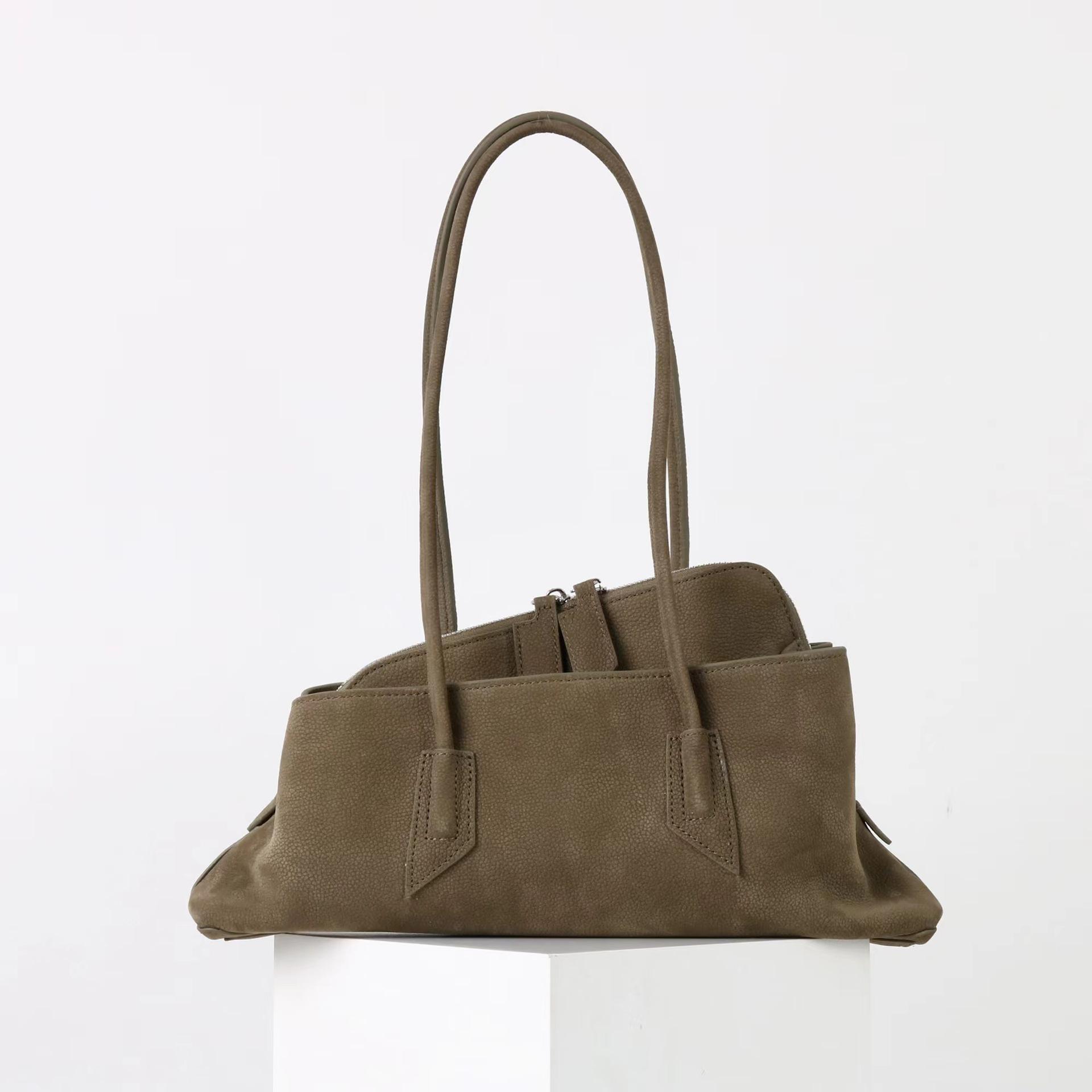 2025 New Top Layer Suede Irregular Sloping Hand-held Tote Bag Frosted Lychee Cowhide Armpit 34cm зелений
2025 New Top Layer Suede Irregular Sloping Hand-held Tote Bag Frosted Lychee Cowhide Armpit 34cm зелений