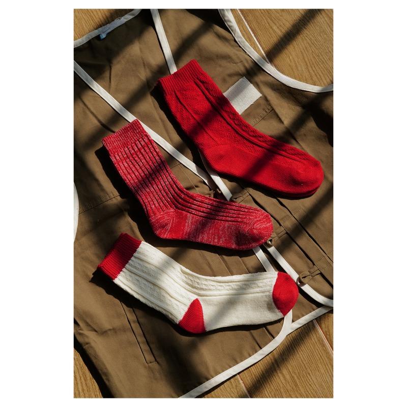 DIMANAF 2023, осенние женские носки, вязаные модные повседневные чулки средней длины с цветочным узором, 62
DIMANAF 2023, осенние женские носки, вязаные модные повседневные чулки средней длины с цветочным узором, 62